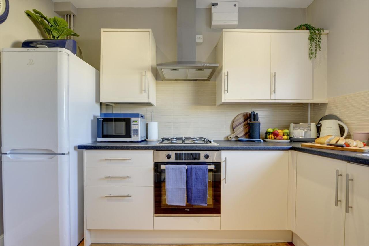 Regency Nest By Spa Town Property - Stylish 3 Bedroom Apartment On 2 Floors, Central 利明顿 外观 照片